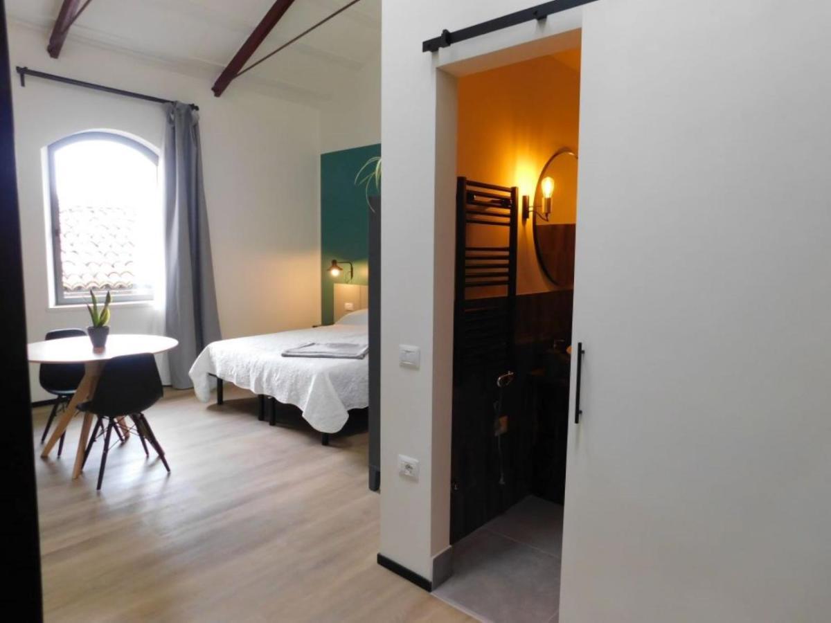 Piumaviola Beds & Apartments Parma Eksteriør bilde