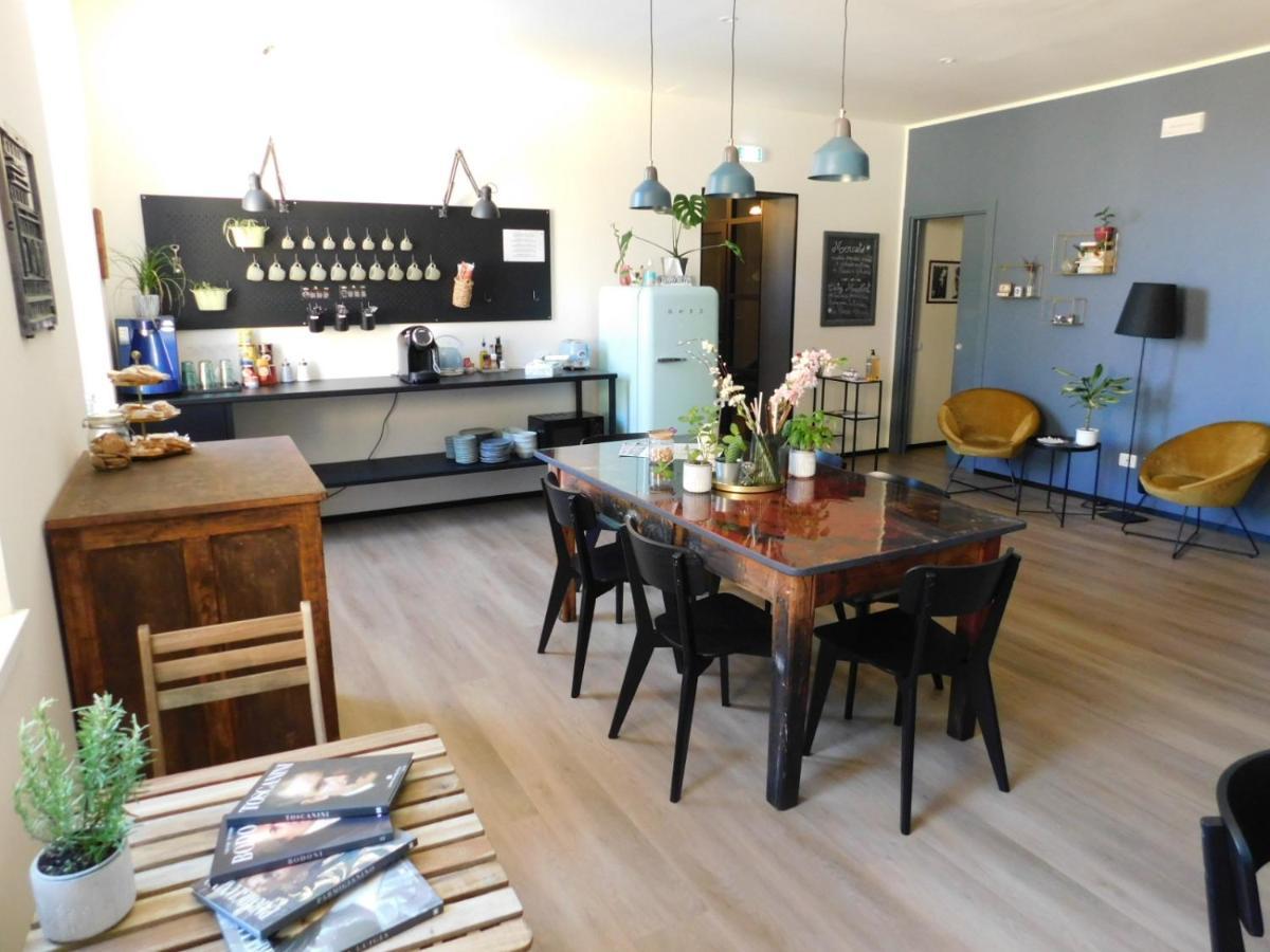 Piumaviola Beds & Apartments Parma Eksteriør bilde